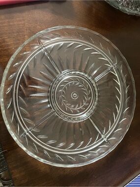 Clear Glass Serving Platter - Elegant Cut Design